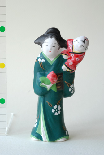 桃持ち子守/相良人形(山形)